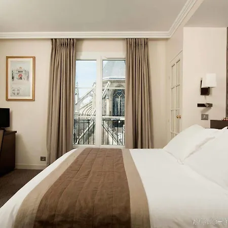 Henri Iv Rive Gauche 3*