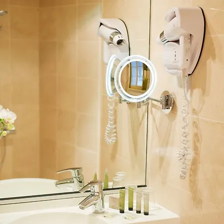 Hotel Henri Iv Rive Gauche Parijs