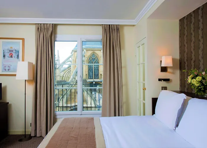Henri Iv Rive Gauche Hotel Parigi