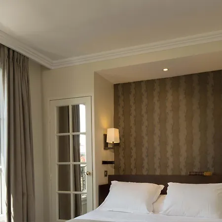 Henri Iv Rive Gauche Hotel 3*