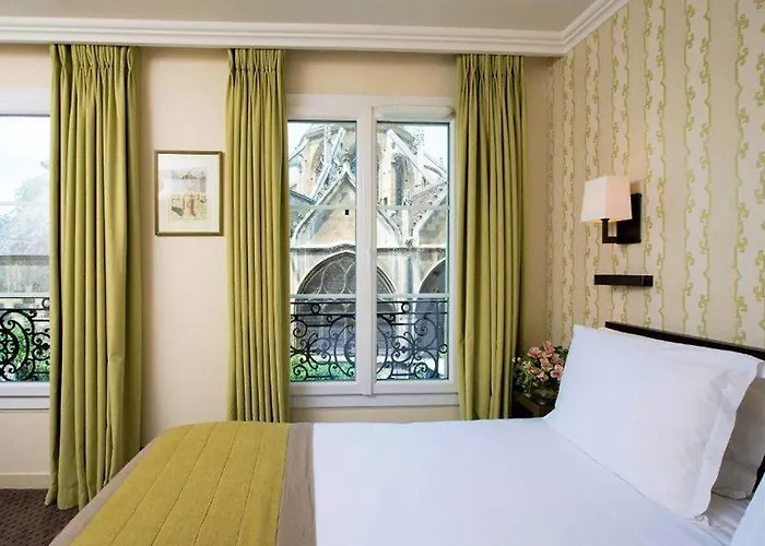 Henri Iv Rive Gauche Szálloda