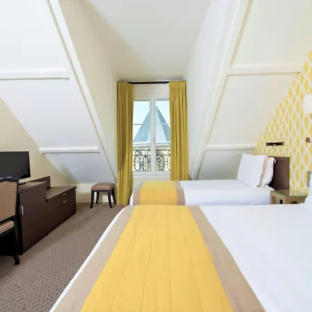 ホテル オテル ヘンリ Iv リヴ ゴーシュ 3*