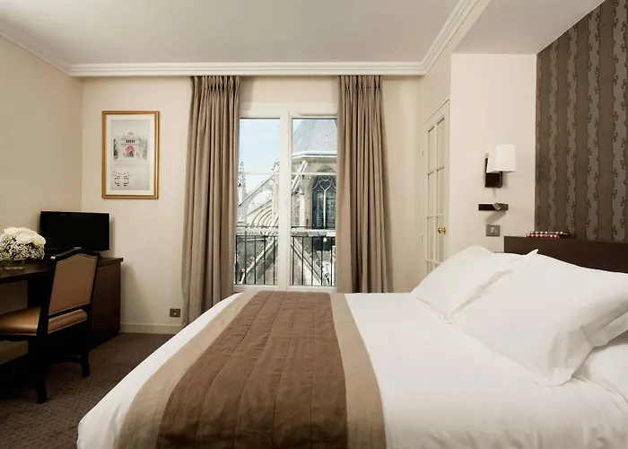 Henri Iv Rive Gauche 3*
